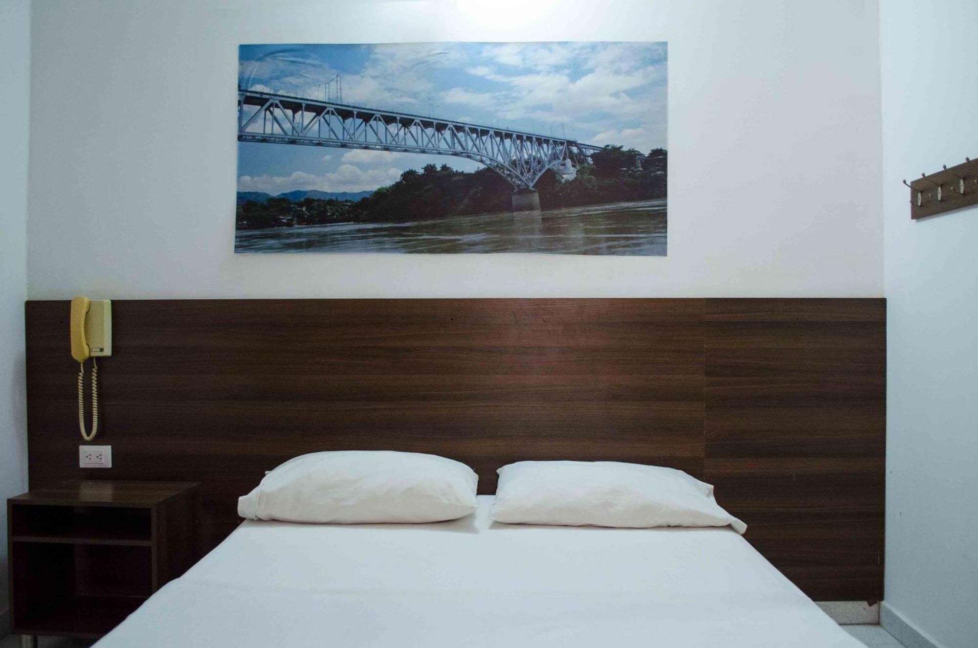 Hotel Elimar จีราร์ดอท ภายนอก รูปภาพ
