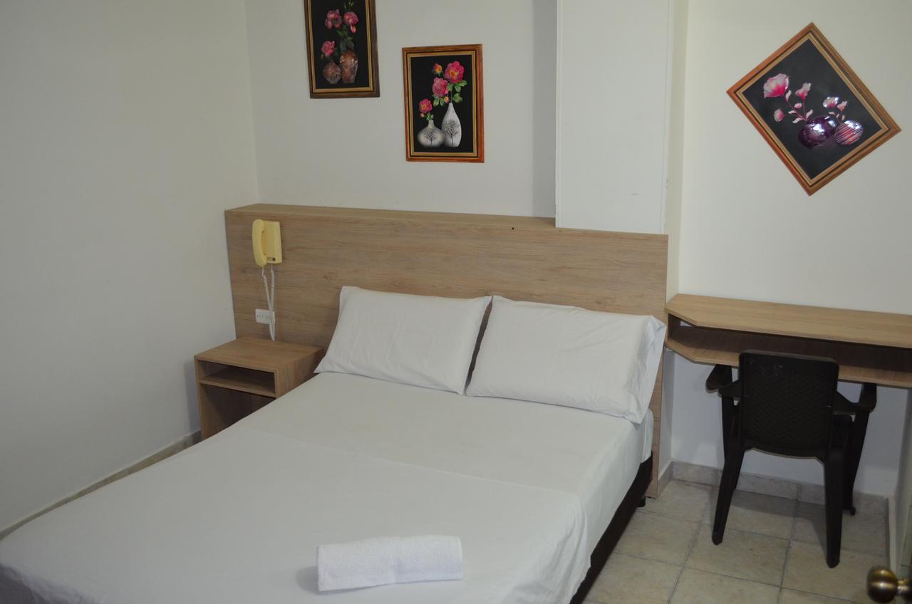 Hotel Elimar จีราร์ดอท ภายนอก รูปภาพ